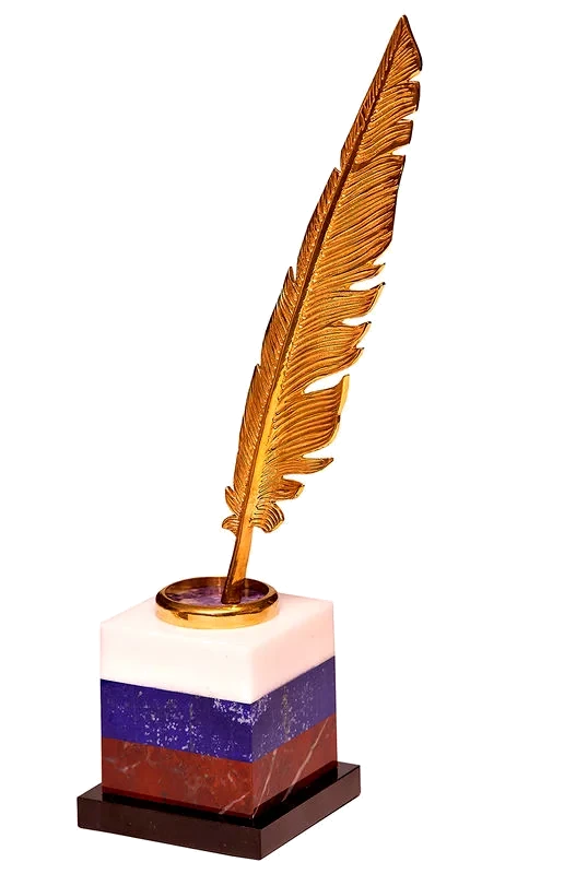 Лауреат литературной премии «Писатель года» в номинации «Дебют»